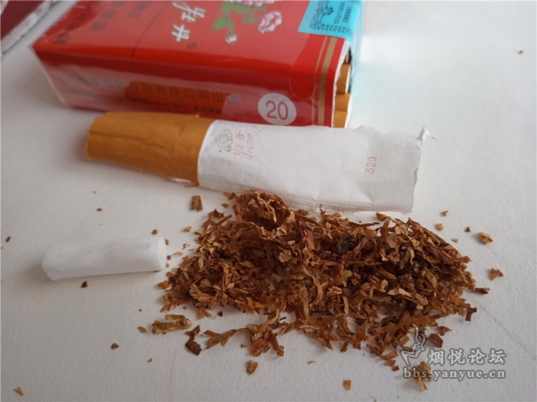 软包牡丹香烟评测:烟气不醇厚 无梅子香 但对得起10元的价格