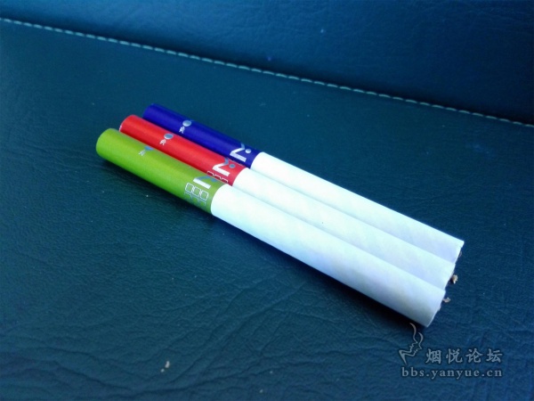 黄金叶(大M)品鉴:陈皮味爆珠设计 包装五彩斑斓吸引非主流烟民