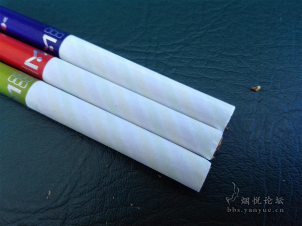 黄金叶(大M)品鉴:陈皮味爆珠设计 包装五彩斑斓吸引非主流烟民