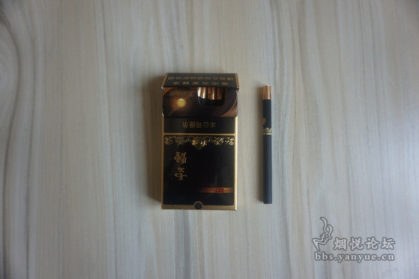 云烟(黑金印象)品鉴:颠覆传统 设计惊艳 爆珠加强烟香