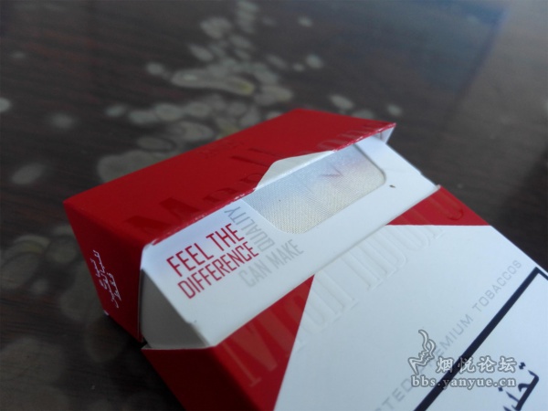 约旦完税版JC硬红万宝路评测:味道正点纯净 气味鲜美丰润