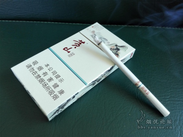 黄山(中国画)最新版细支烟品鉴:包装简洁素雅 口感甜润适口