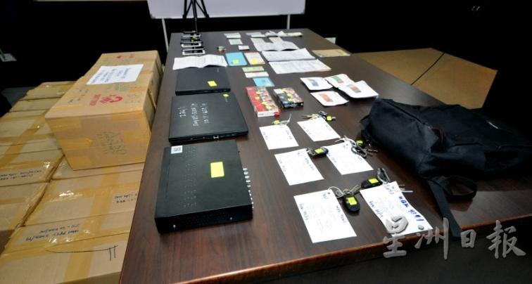 警方取缔私烟:3200盒漏税烟捕6人