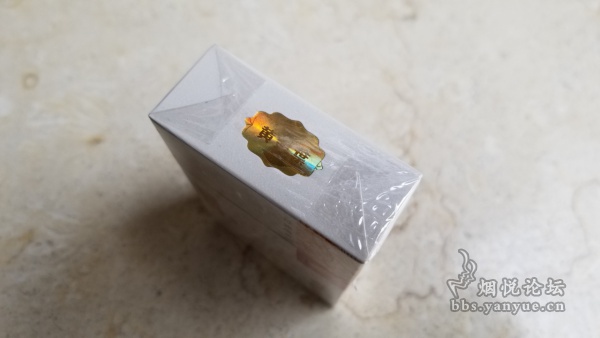 黄金叶小黄金包装口感品鉴:调香偏向自然清新 吃味饱满柔和 品吸过程比较愉悦