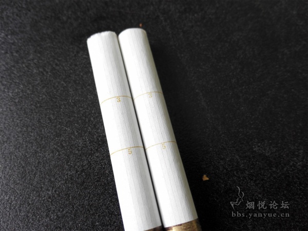 【口感品鉴】硬盒宽版黄鹤楼漫天游好抽吗?烟气流畅度一般,香气教弱