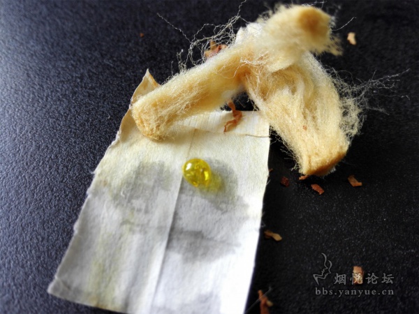 【口感品鉴】硬盒宽版黄鹤楼漫天游好抽吗?烟气流畅度一般,香气教弱