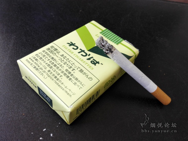 完税版日产嫩叶品鉴:滤嘴很短 香气浓郁 烟气劲道猛烈