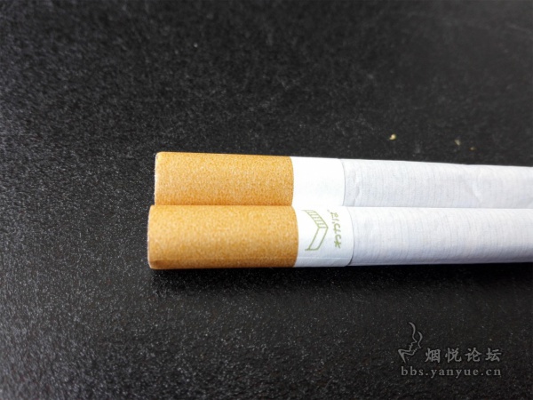 完税版日产嫩叶品鉴:滤嘴很短 香气浓郁 烟气劲道猛烈