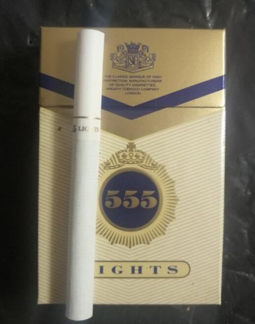 品吸贴:湖南中烟技术中心 玉溪翡翠中支 中免印象烟庄 中南海祥和132