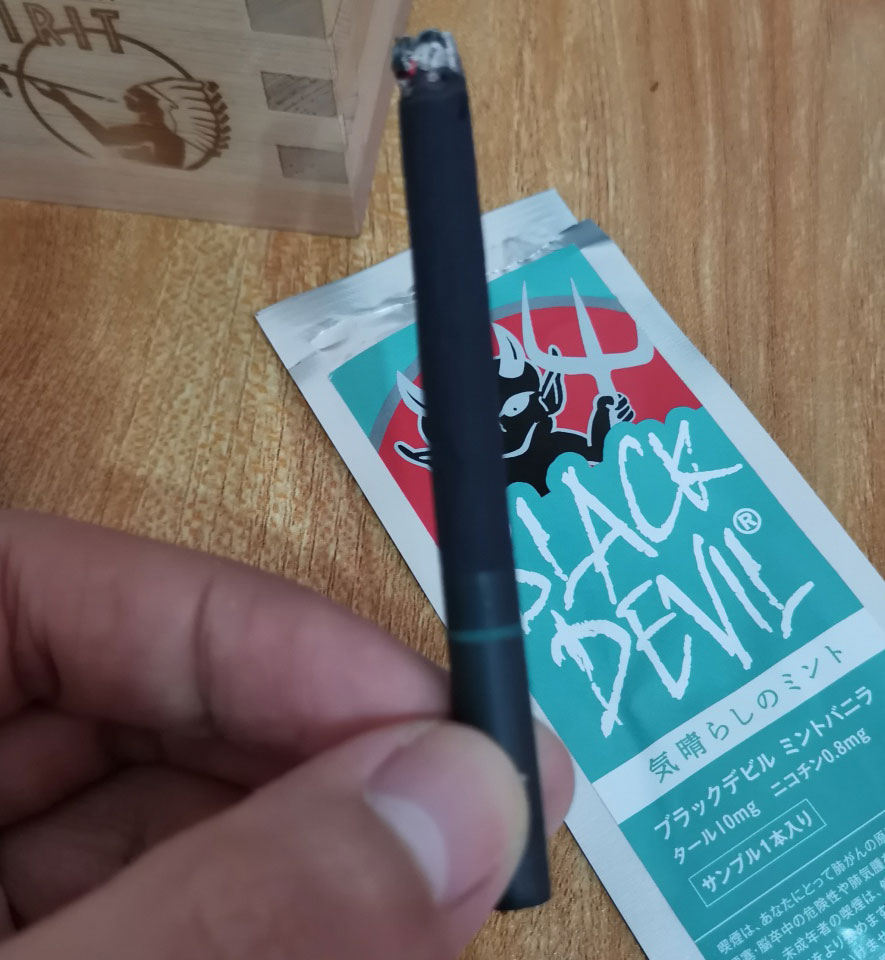 【图】日本完税黑魔鬼 10mg薄荷香草(一支试抽装)BLACK DEVIL MINT VANILLA
